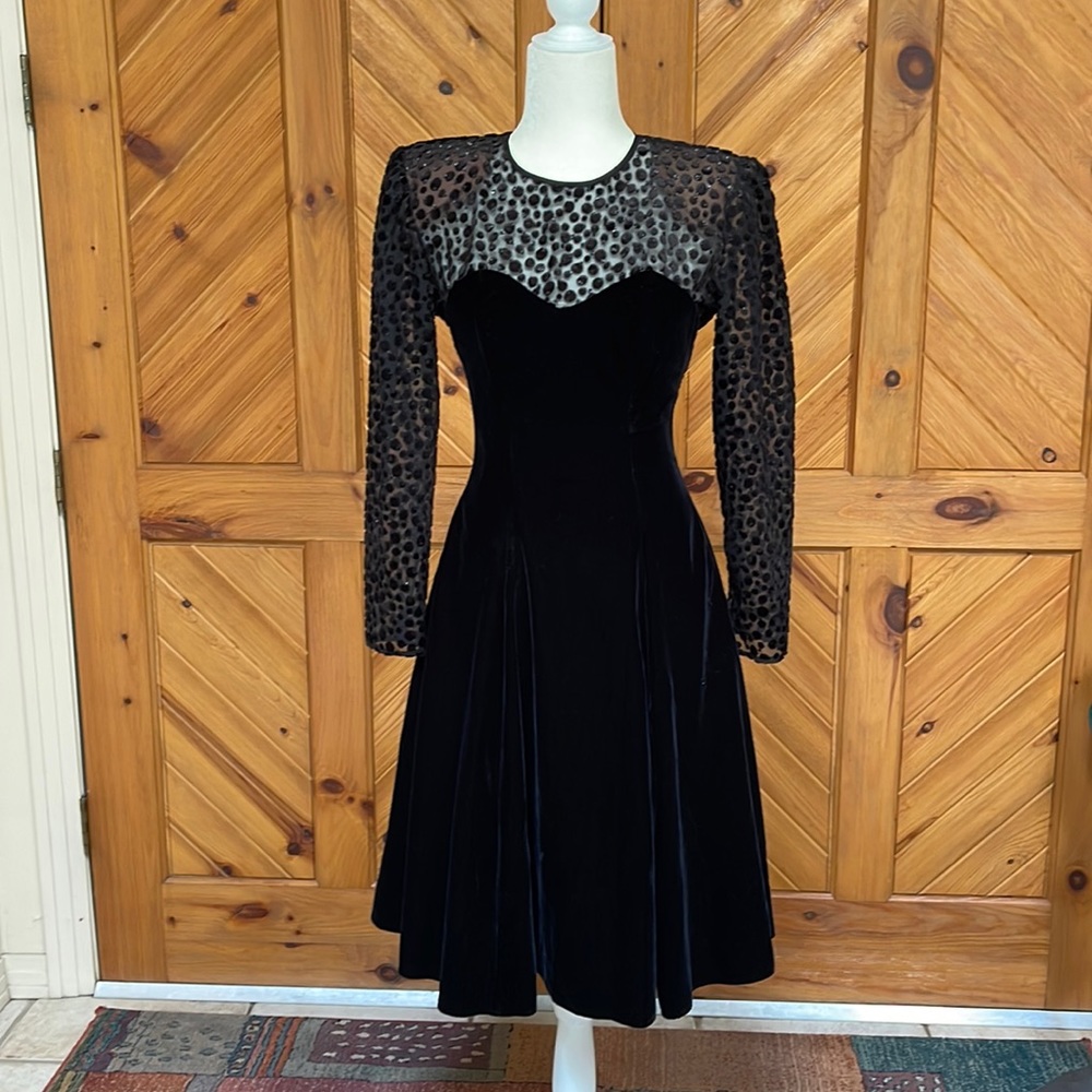 niki velvet dress